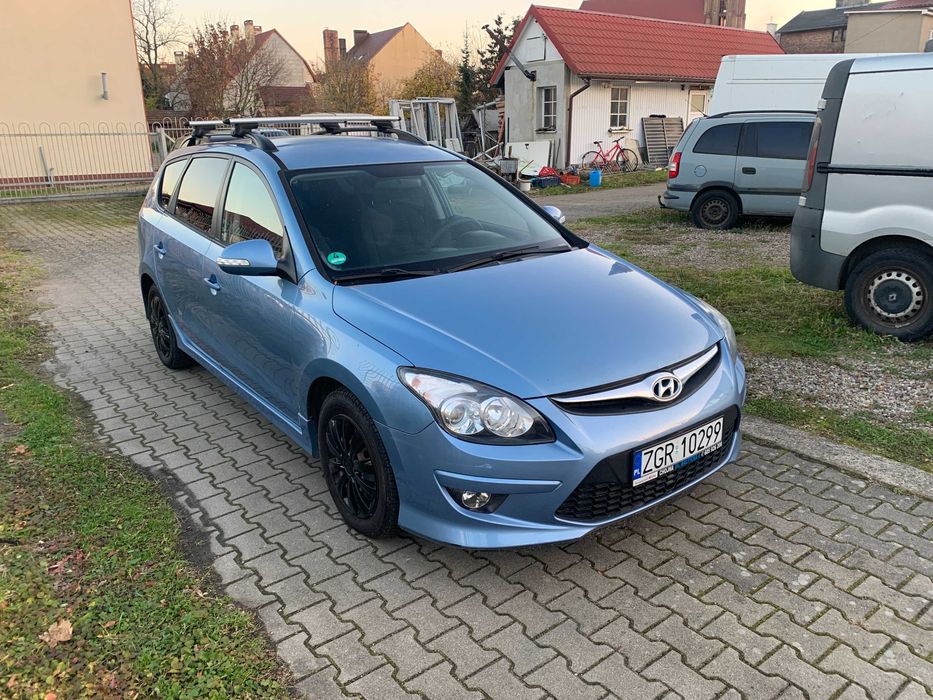 HYUNDAI i30 2011r. // 1.4 / 109 KM // Bezwypadkowy // 1 właściciel //