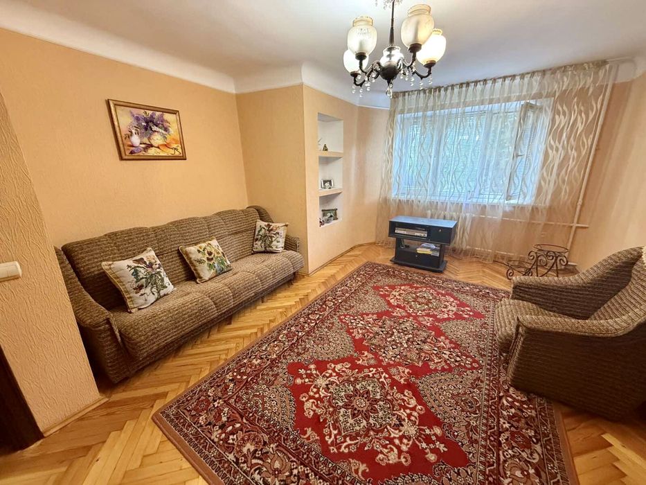 Продається 3 кімнатна квартира вул Проспект Миру