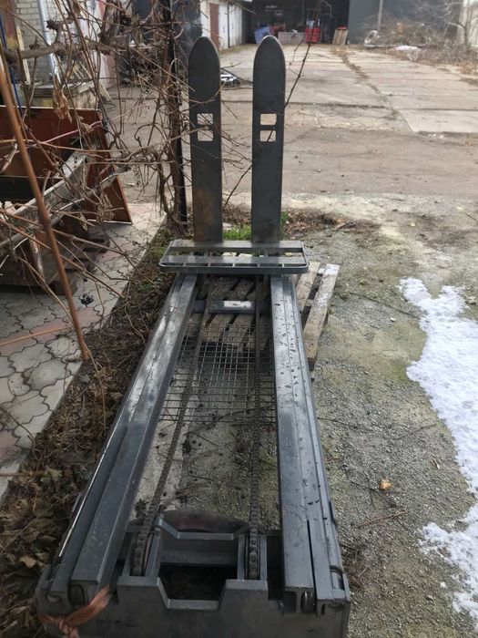 Стрела на погрузчик, электропогрузчик мачта, стріла на навантажувач