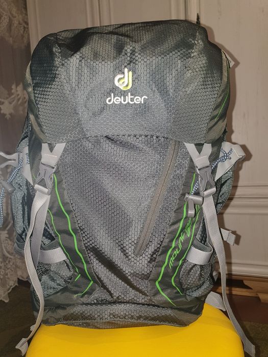 Рюкзак туристичний спортивний deuter mountain air 30