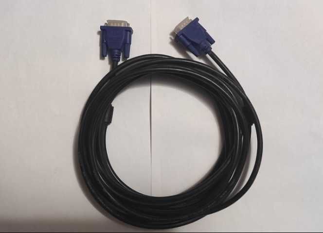 5 метров кабеля VGA