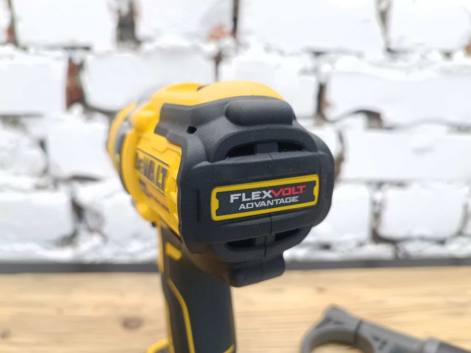 Ударний дриль-шуруповерт Dewalt 20v DCD999 MADE IN MEXICO