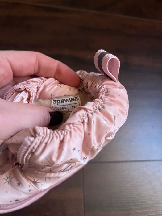 Продам зимние ботинки