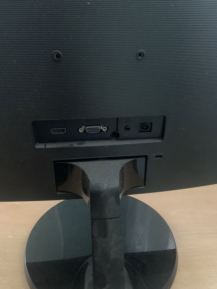 Монітор Samsung  CF390 24дюйми