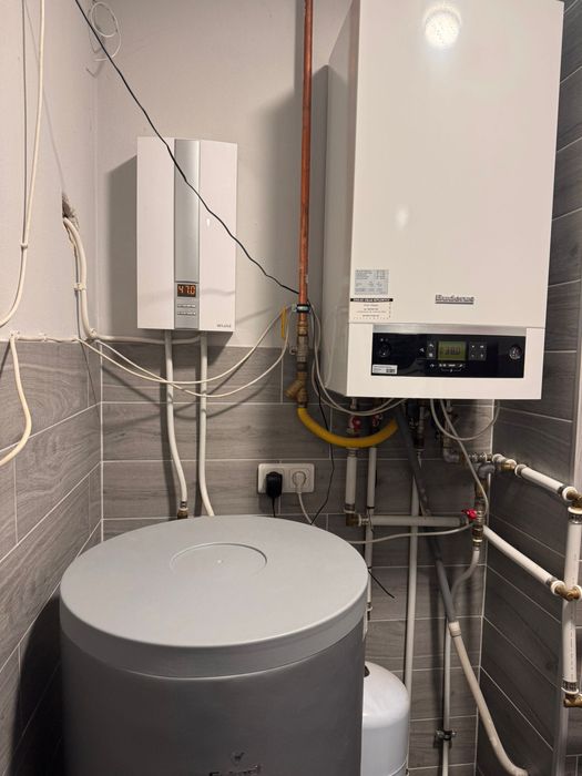 Kocioł gazowy Buderus Logamax Plus GB072-20 + Buderus Web KM200