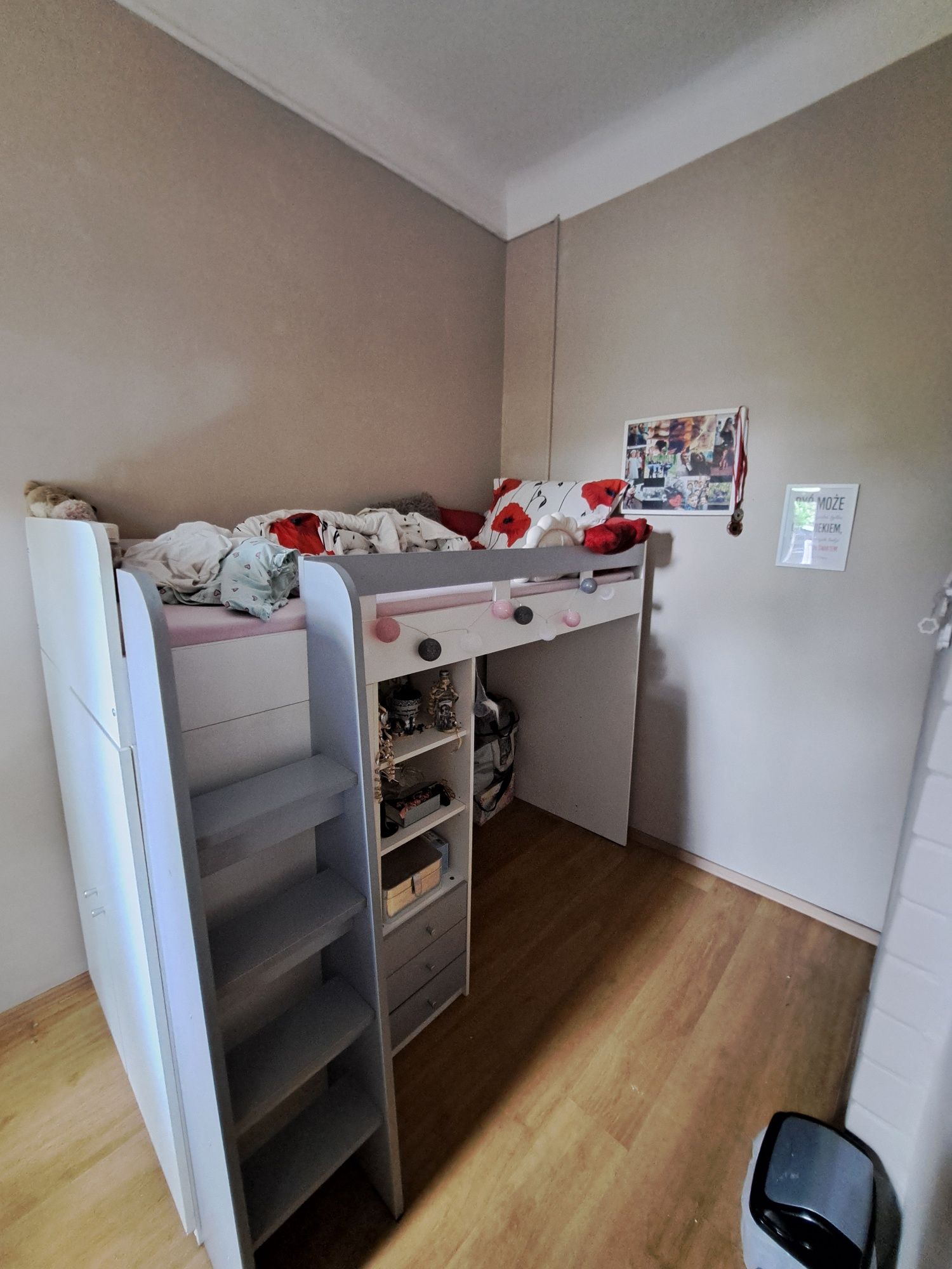 Łóżko piętrowe antresola