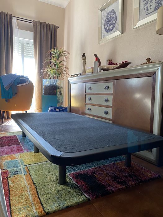 Cama de solteiro em ótimo estado *urgente*