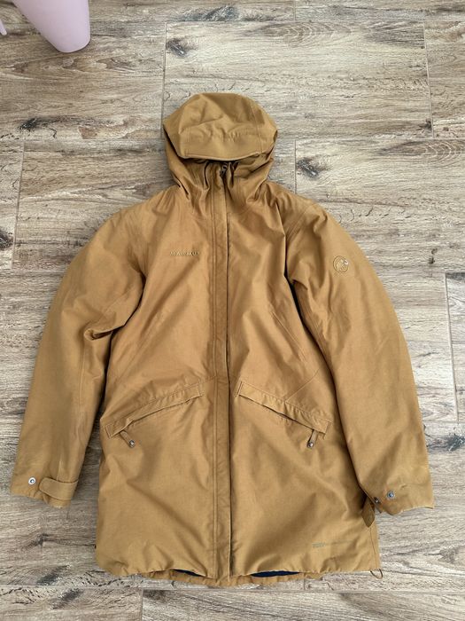 Змова куртка Mammut