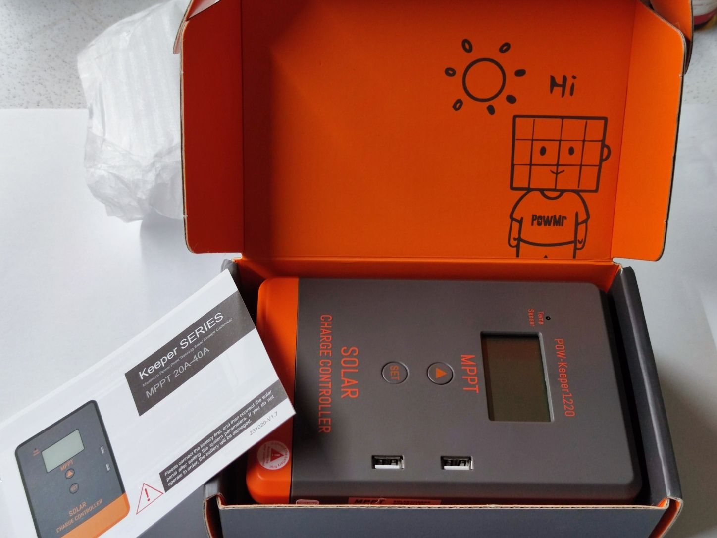 MPPT контроллер заряда PowMr POW-Keeper 1220 для солнечных станций.