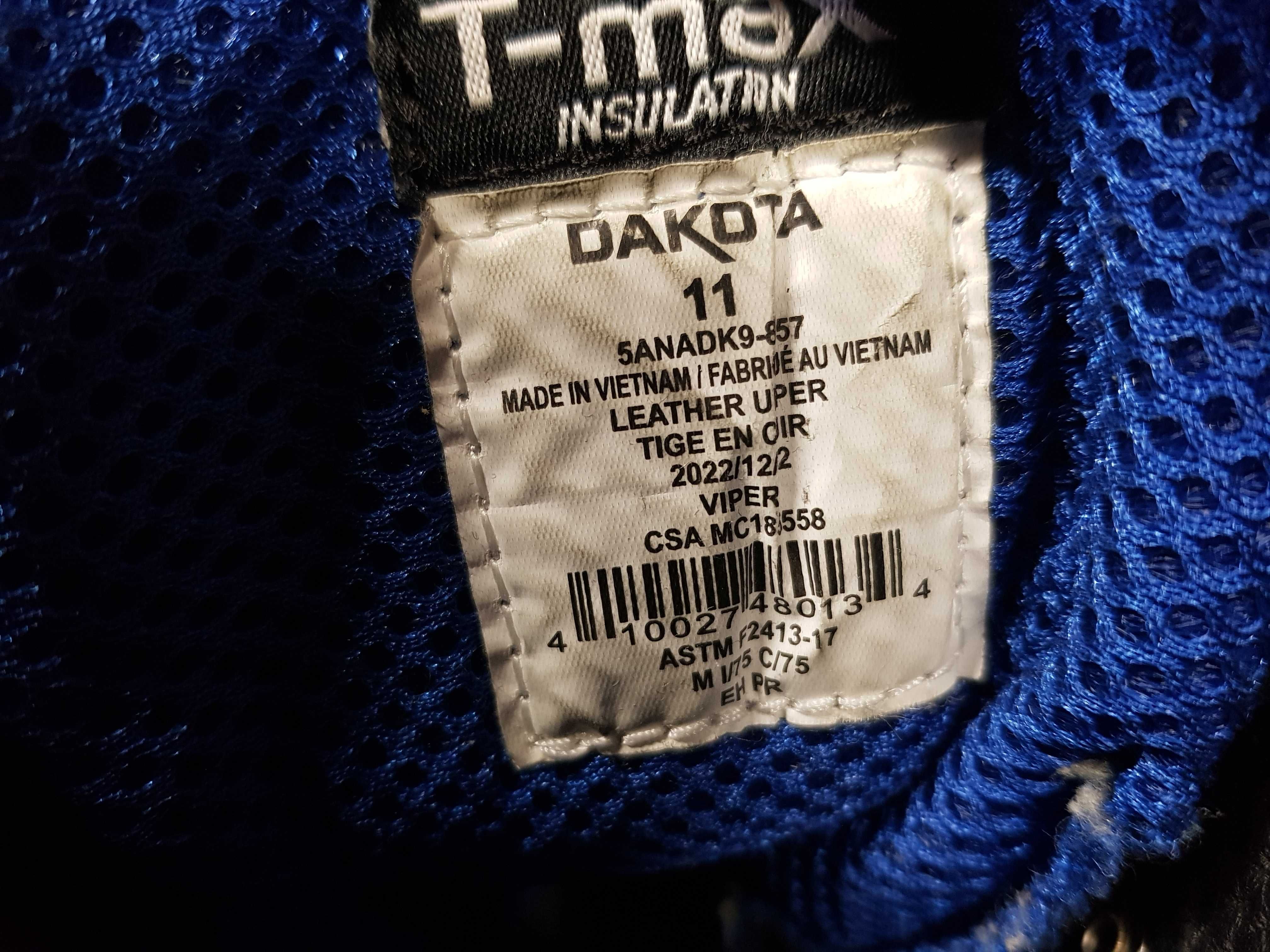 Buty robocze DAKOTA rozm 44 wkł 29 cm S3