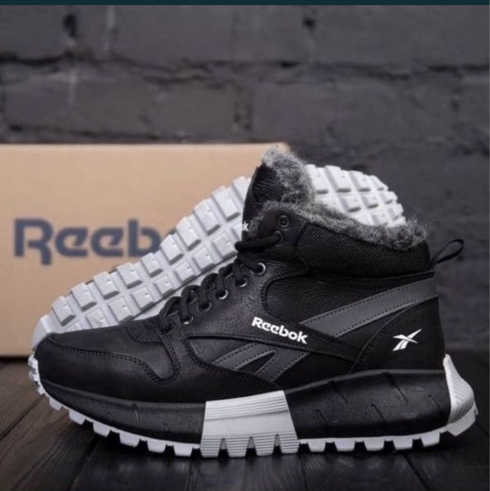 Зимове взуття reebok 41, ботинки зимние
