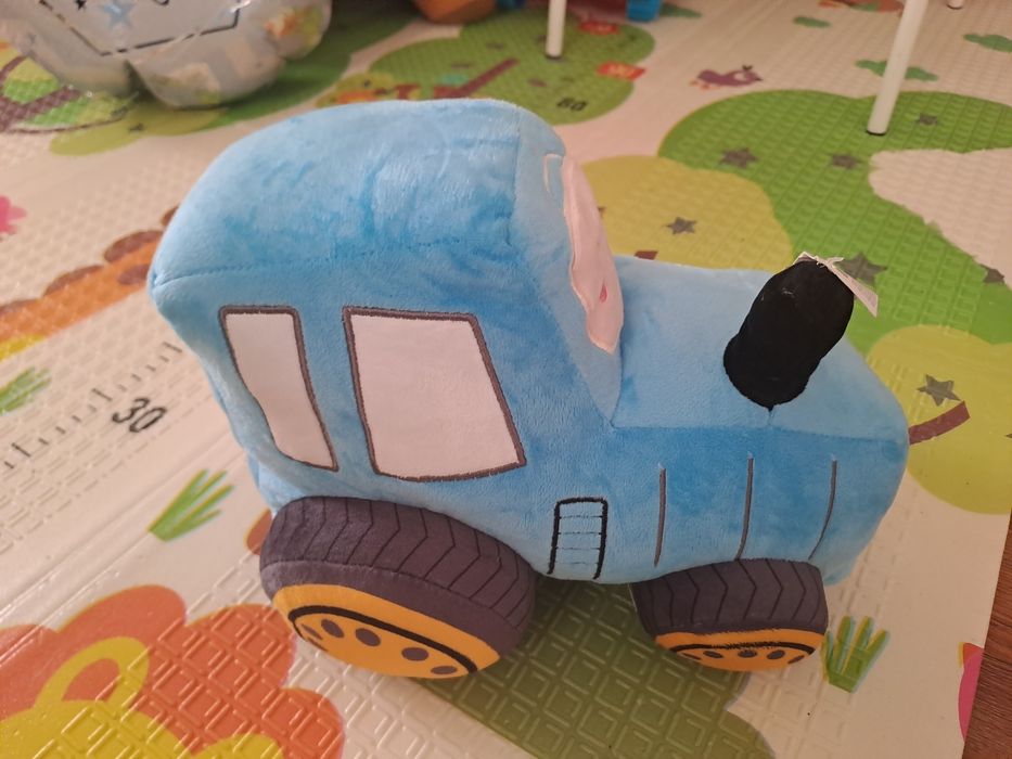Синій трактор м'яка іграшка