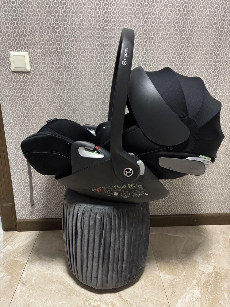 Автокрісло Cybex Cloud T+ plus Sepia Black ідеальний стан+ база Cybex