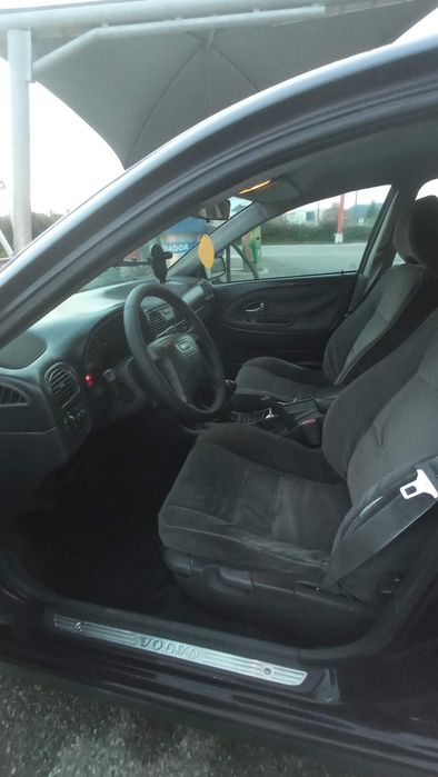 Vendo volvo v40 ano 2000