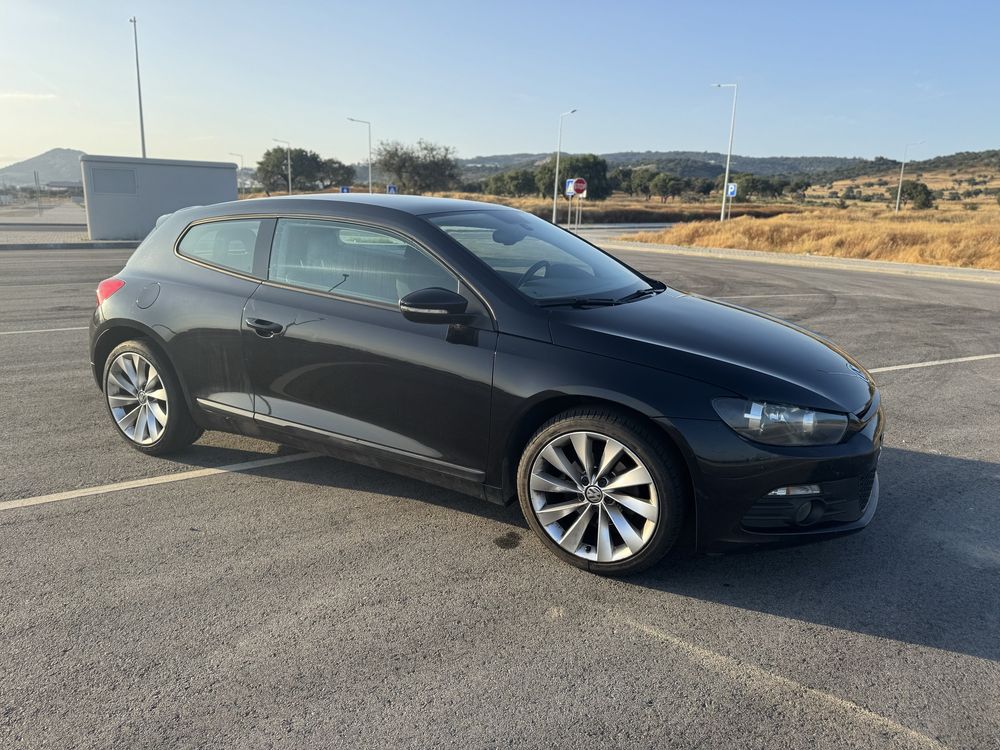 Volkswagen Scirocco 2.0 TDI Nacional 2 registos