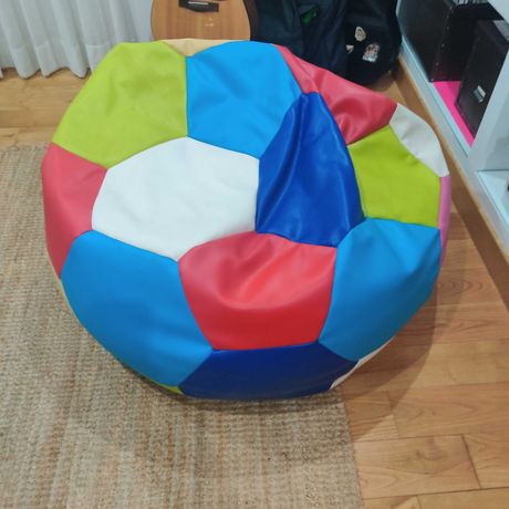 Puff - forma de bola colorida