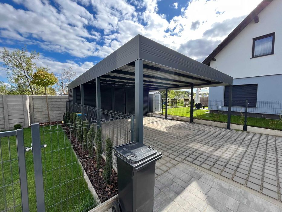 Nowoczesna wiata garażowa, carport z pomieszczeniem gospodarczym