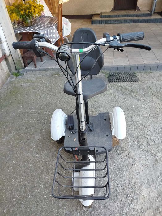 Trójkołowiec, pojazd elektryczny, trajka, skuter-25-km/h