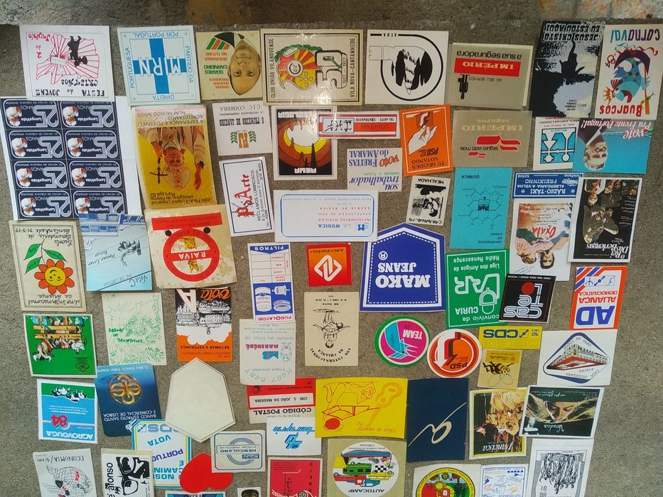 Coleção de autocolantes antigos dos anos 60, 70 e 80