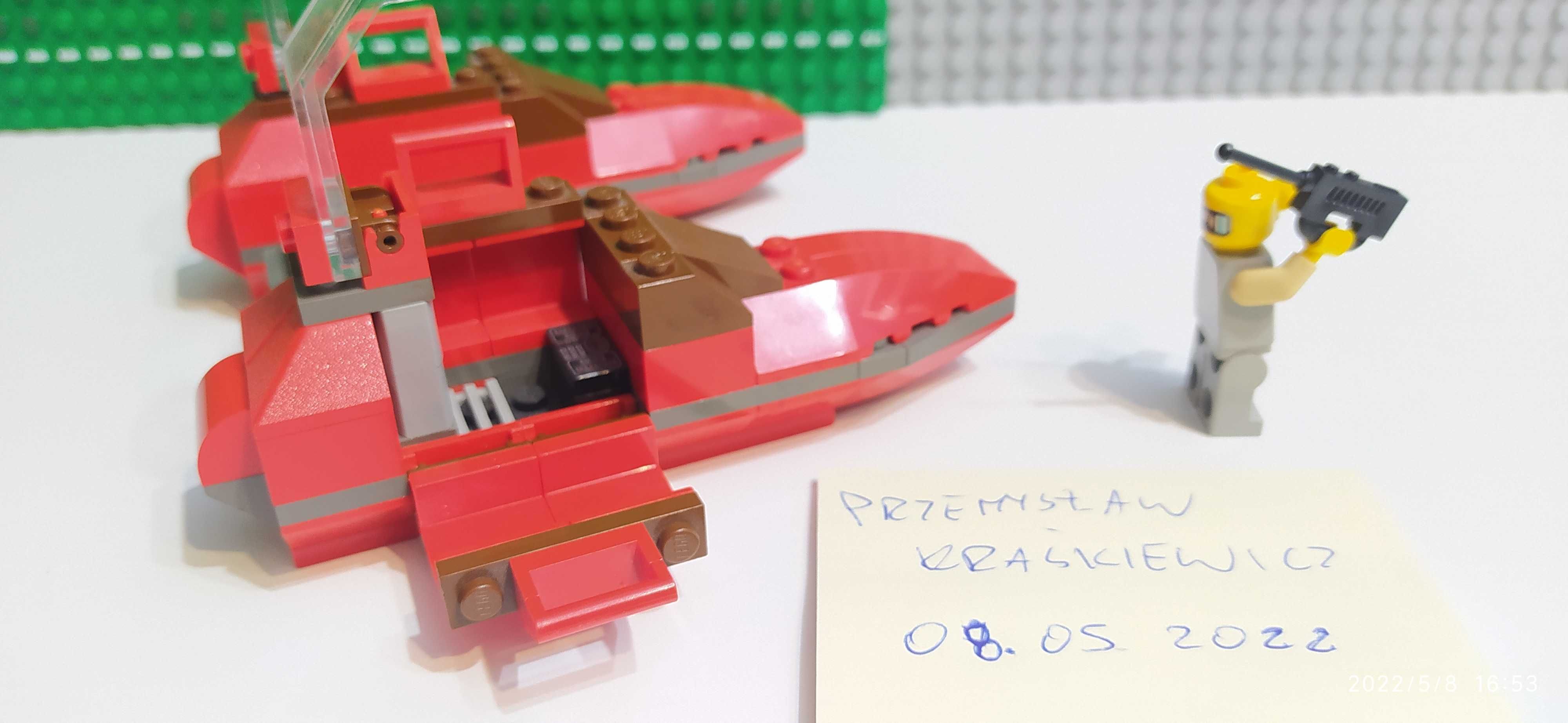Lego Star Wars 7119 Twin-Pod Cloud Car from Cloud City