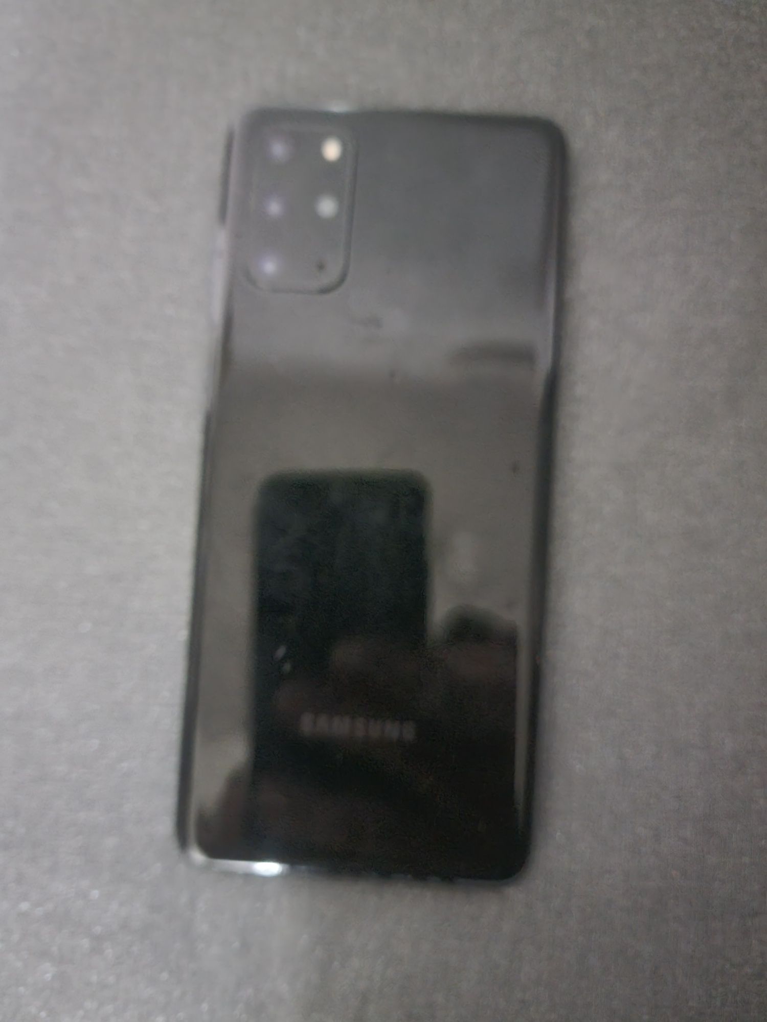Samsung S20+ 5G (Irrepreensível)