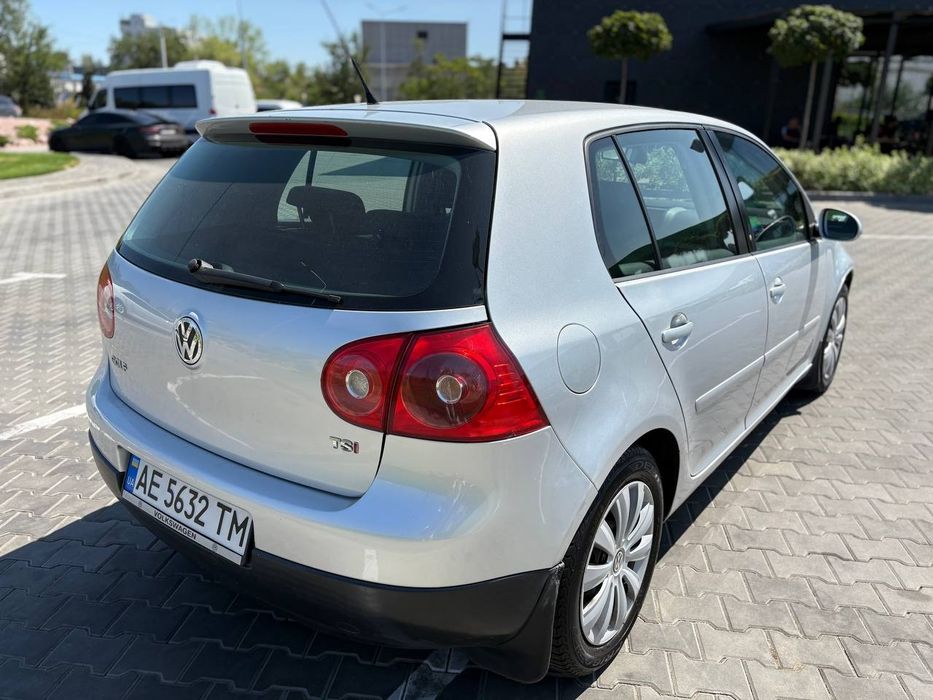 Golf V в хорошем состоянии