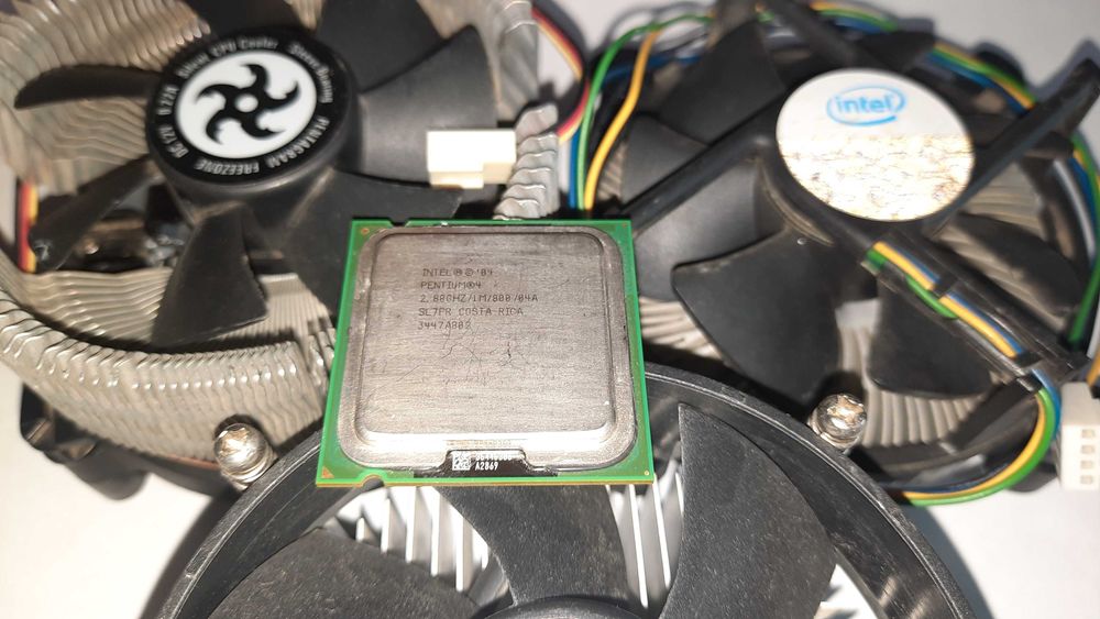 Procesor CPU Intel Pentium 4 520 SL7PR 2,80GHz LGA 775