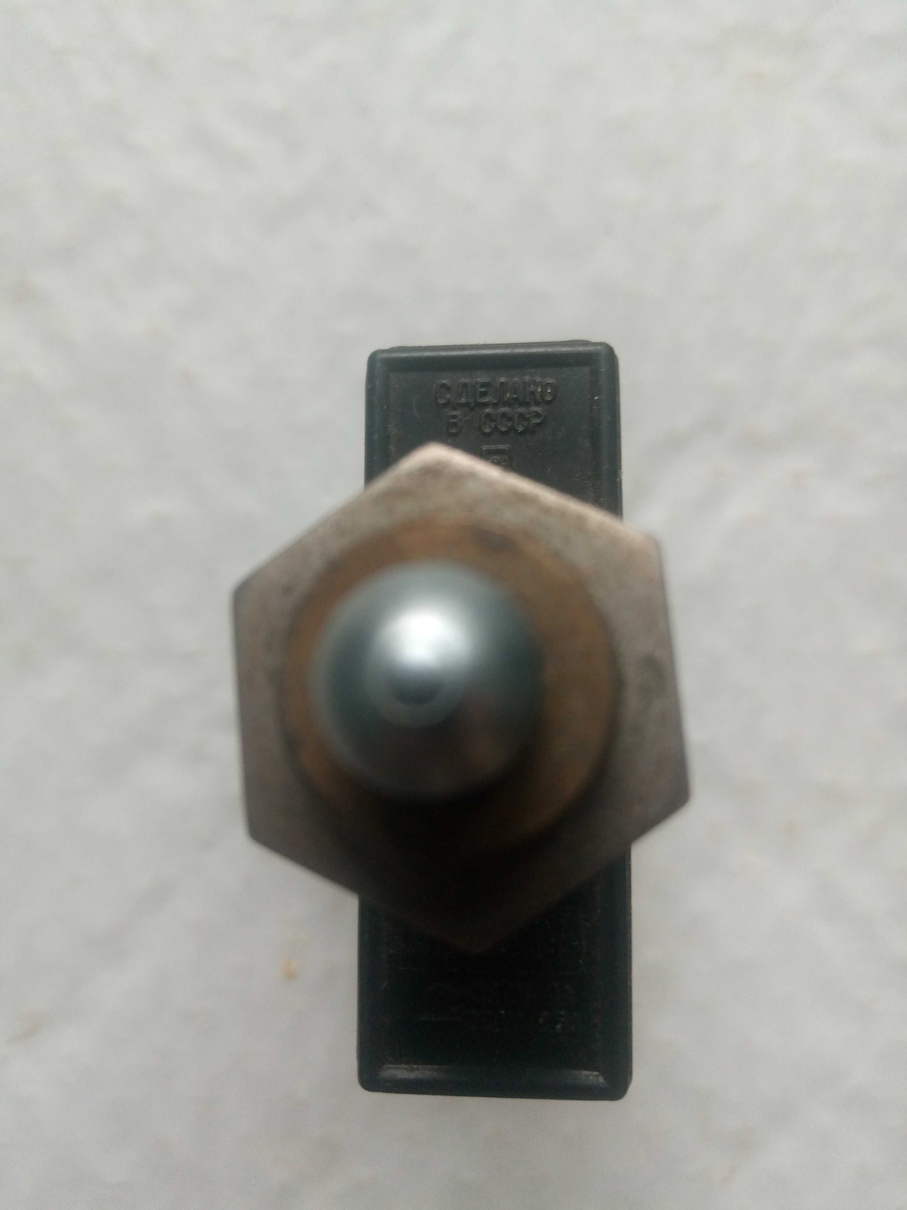 ПМЕ-072 Пускатель магнитний, Переключат мп 1104у4, ав12м Кнопка КЕ 011