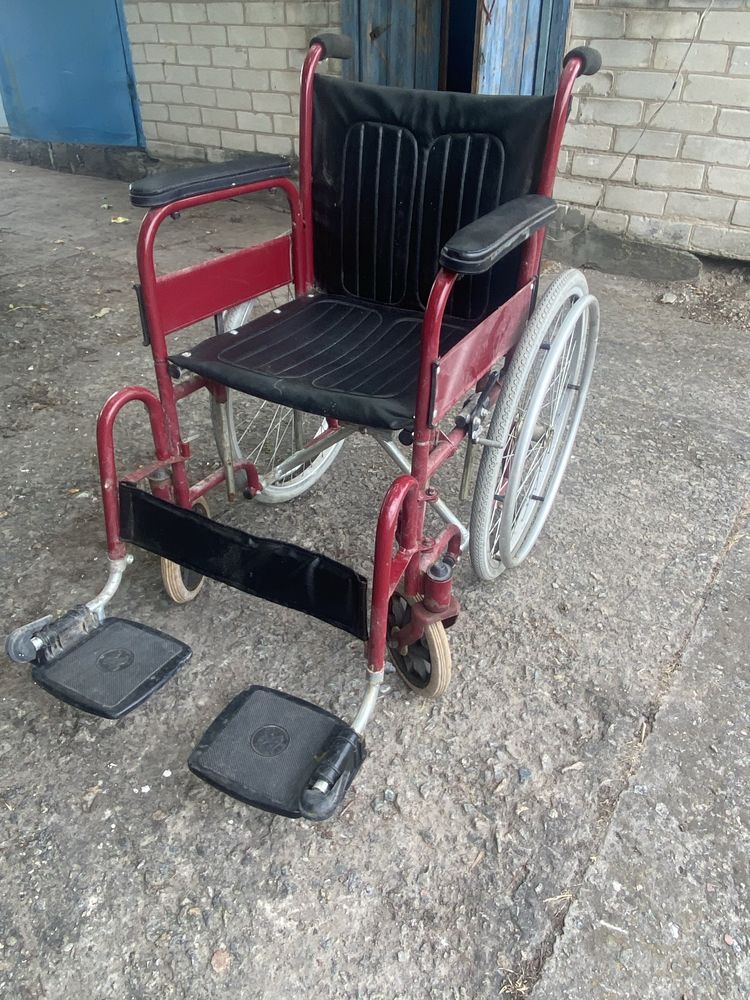 Продам новую коляску
