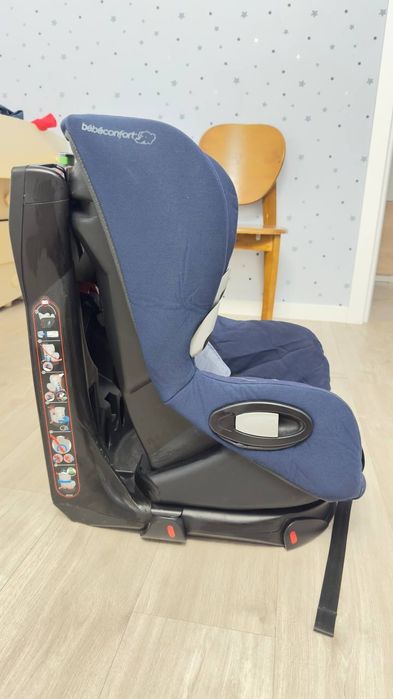 Автокрісло з поворотом Bebe Confort Axiss Sweet Cerice
