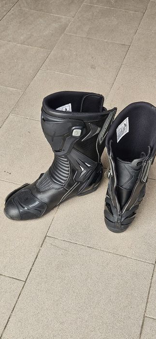 3 TIPOS de BOTAS de MOTO NOVAS - ver fotos