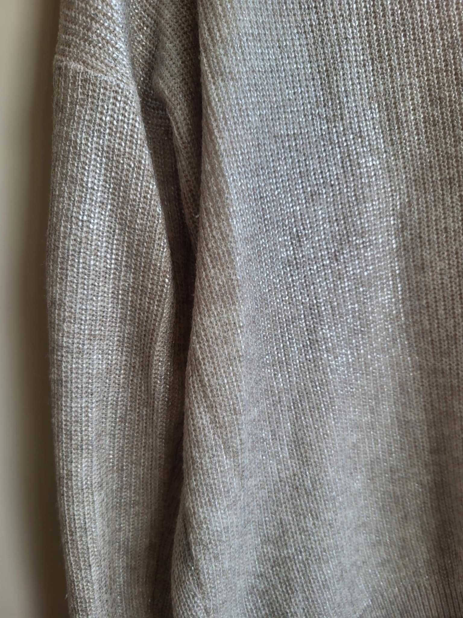 Camisola Manga Comprida Dourada
