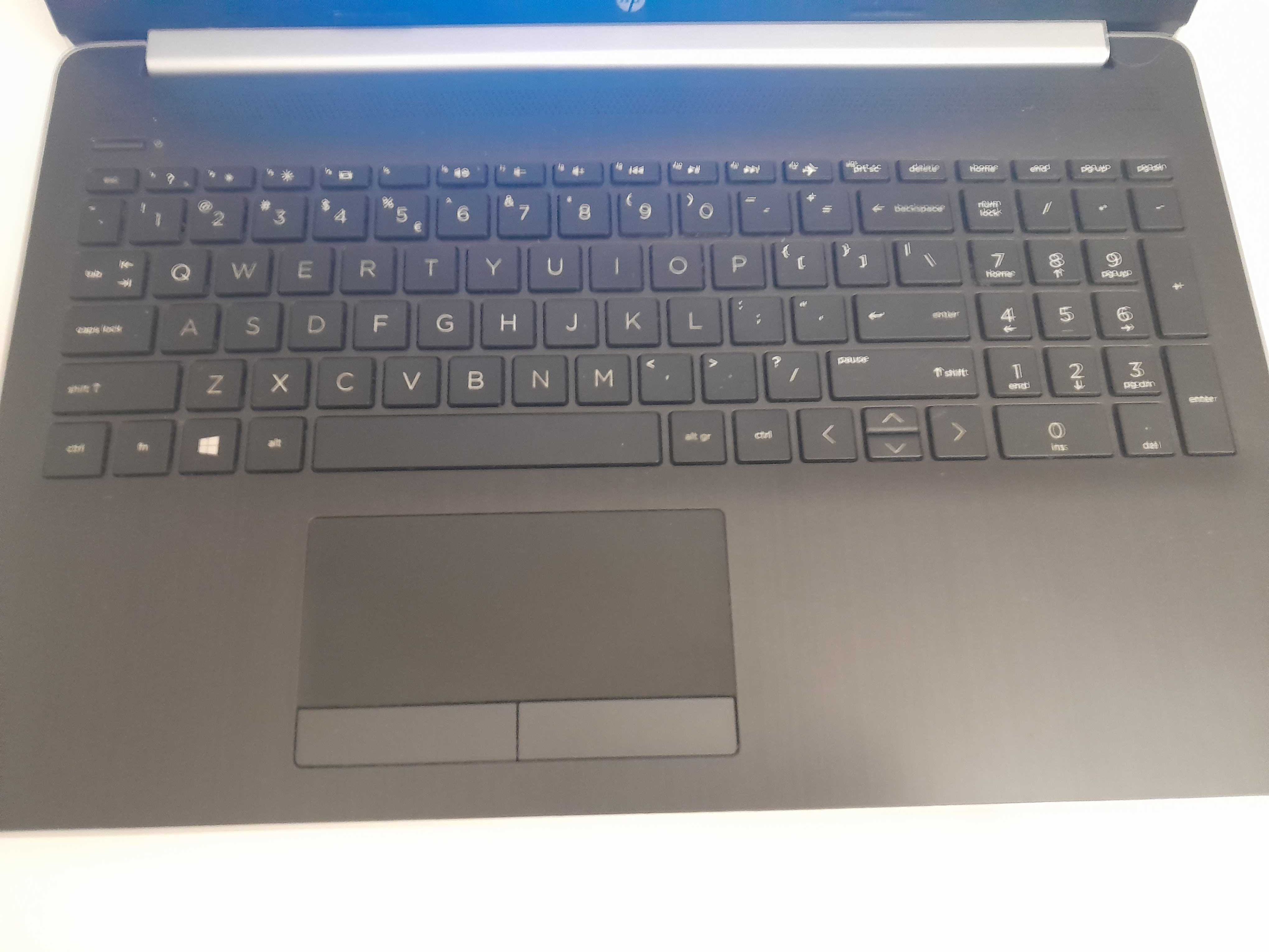 Laptop HP Model 15-DB0030NW8 A6-9225/4GB/SSD256