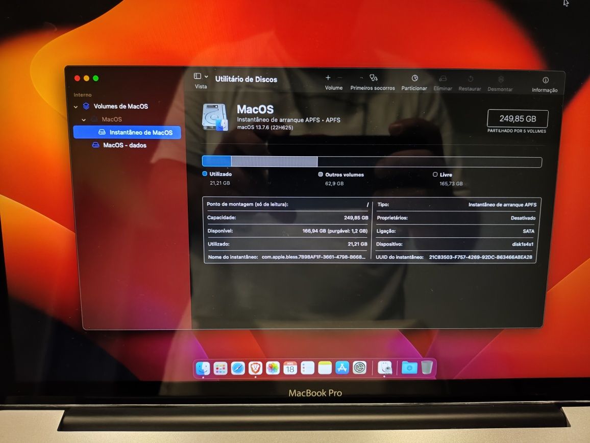 MacBook Pro MID 2009 Core 2 Duo / 8GB RAM / 256Gb SSD / NVIDIA GT9600M