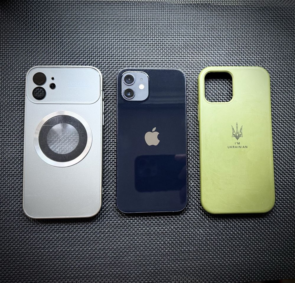 Продам iPhone 12 в отличном состоянии