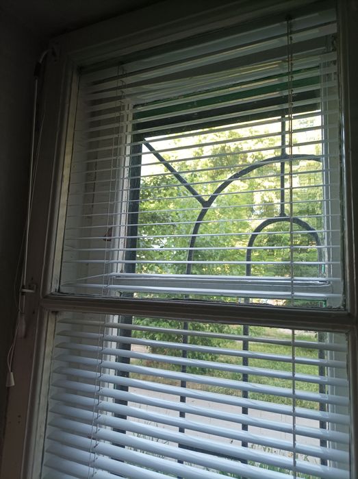 Жалюзи межрамные б/у шириной 50, 40 см