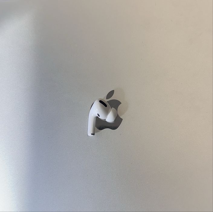 Продам навушник Apple airpods pro 1 ліве вухо