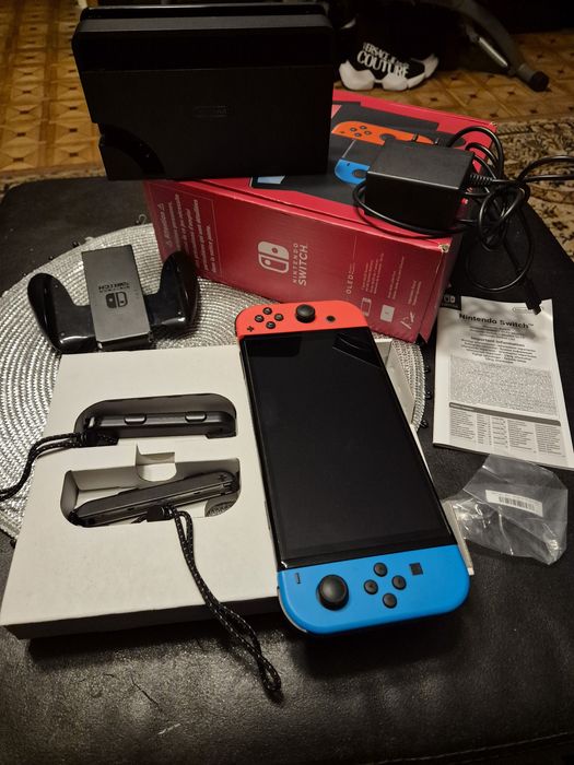 Nintendo Switch OLED