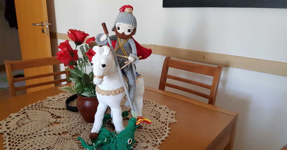 São Jorge Amigurumi
