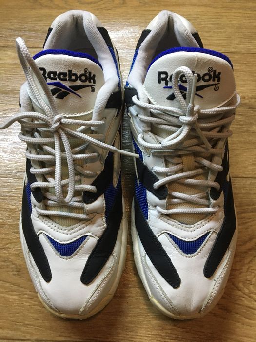 Reebok Prevail crosstrainer