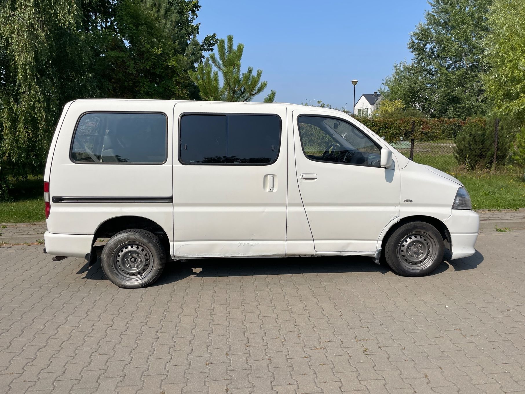 Toyota Hiace Toyota Hiace 4x4 D-4D 8-Oosobowe VAN Bus