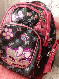 Рюкзак для дівчинки шкільний 1-4 клас