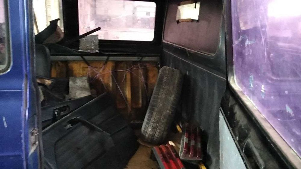 Форд Транзит II  (бегемот)