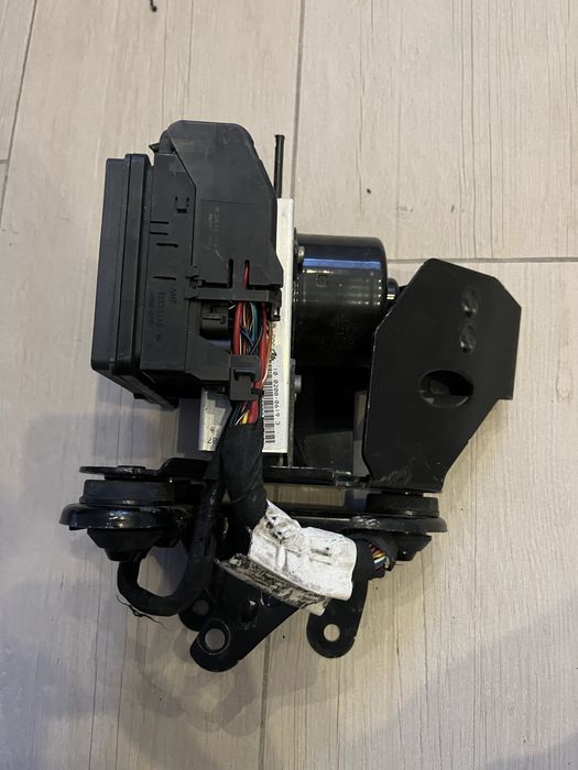 Pompa ABS Mercedes W251 W164 R klasa ML