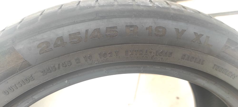 Cotinental ContiSportContact 245/45 R 19