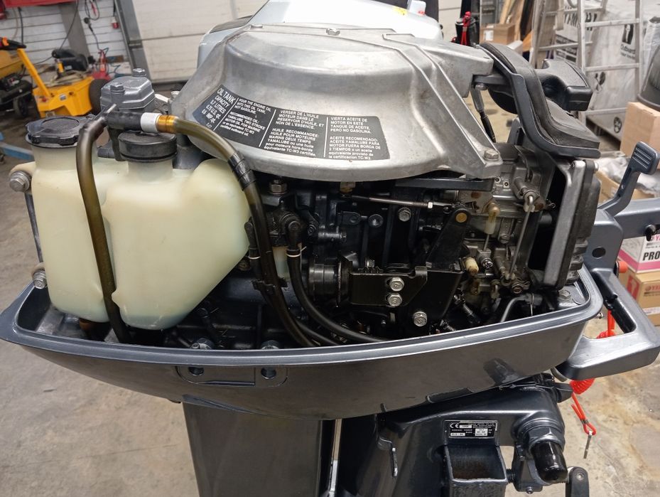 Човновий мотор Yamaha