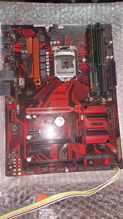 Matherboar ASUS EX-B250-V7