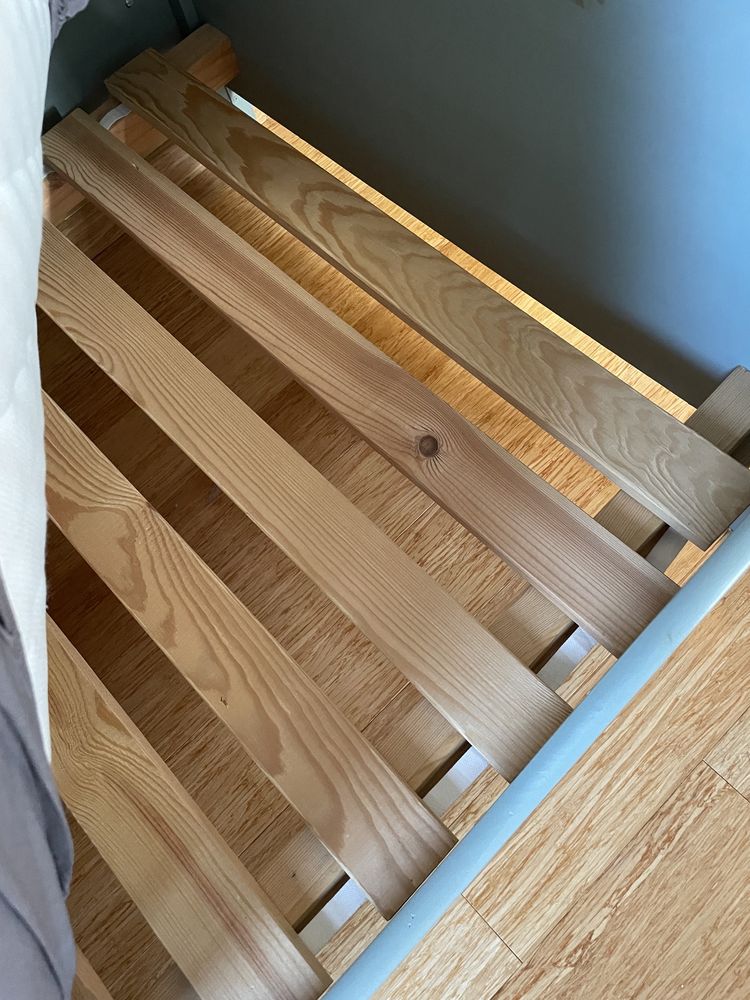 Łóżko ikea leksvik rosnące szałwiowy drewnine drewno regulowane