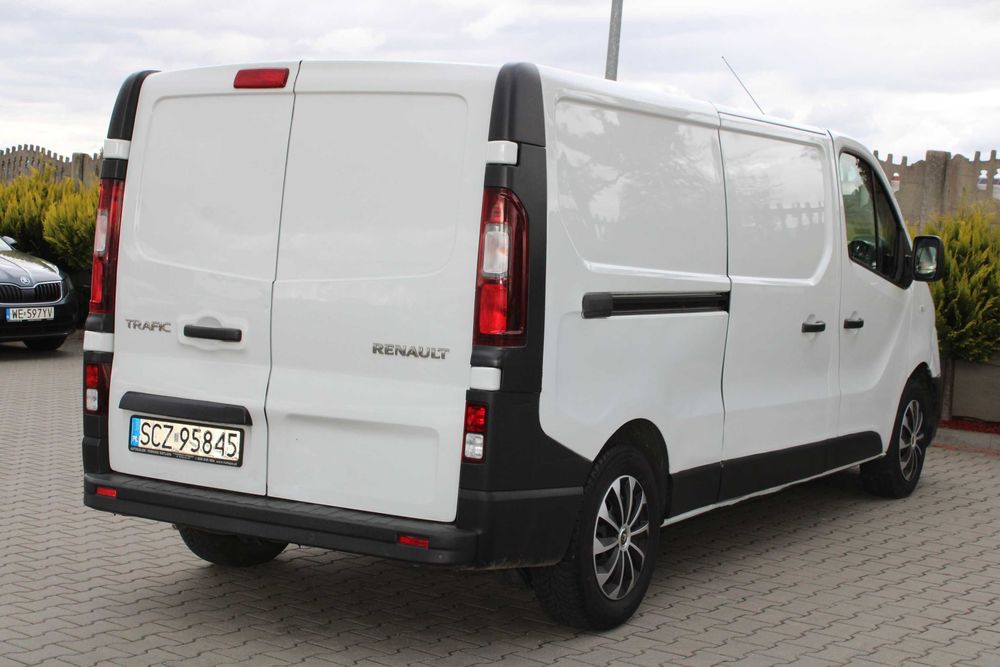 Renault Trafic III L2H1 2018Rok Przebieg 112652KM Salon PL VAT-1