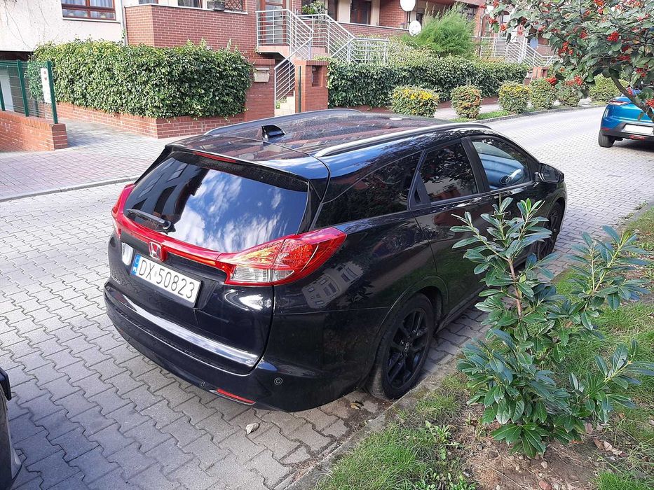 CZARNA Honda CIVIC Tourer, polift 2016r. zadbana,bez nakładów-do jazdy